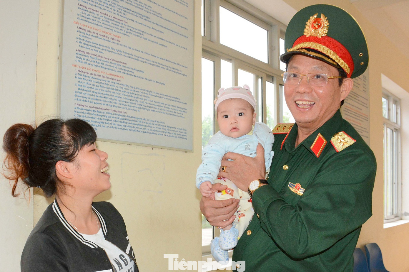 Quân đội chung tay vì người nghèo ảnh 6