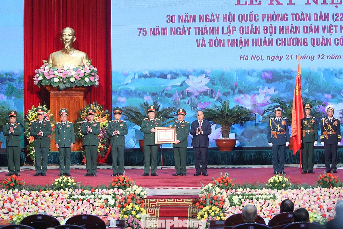 Thủ tướng yêu cầu xây dựng Quân đội có sức chiến đấu cao ảnh 2