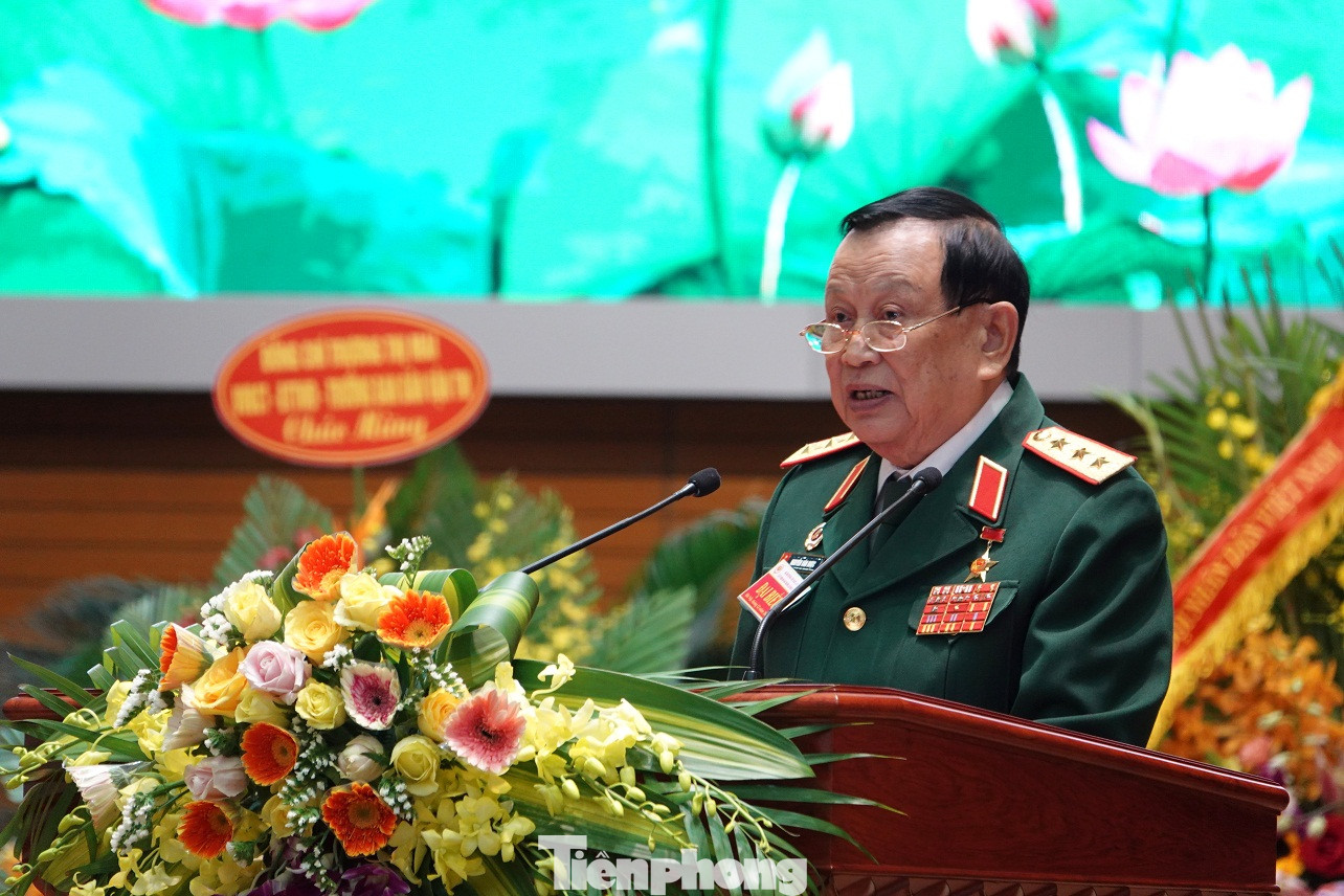 Thủ tướng Nguyễn Xuân Phúc: Cựu chiến binh là gương sáng cho thế hệ trẻ ảnh 5