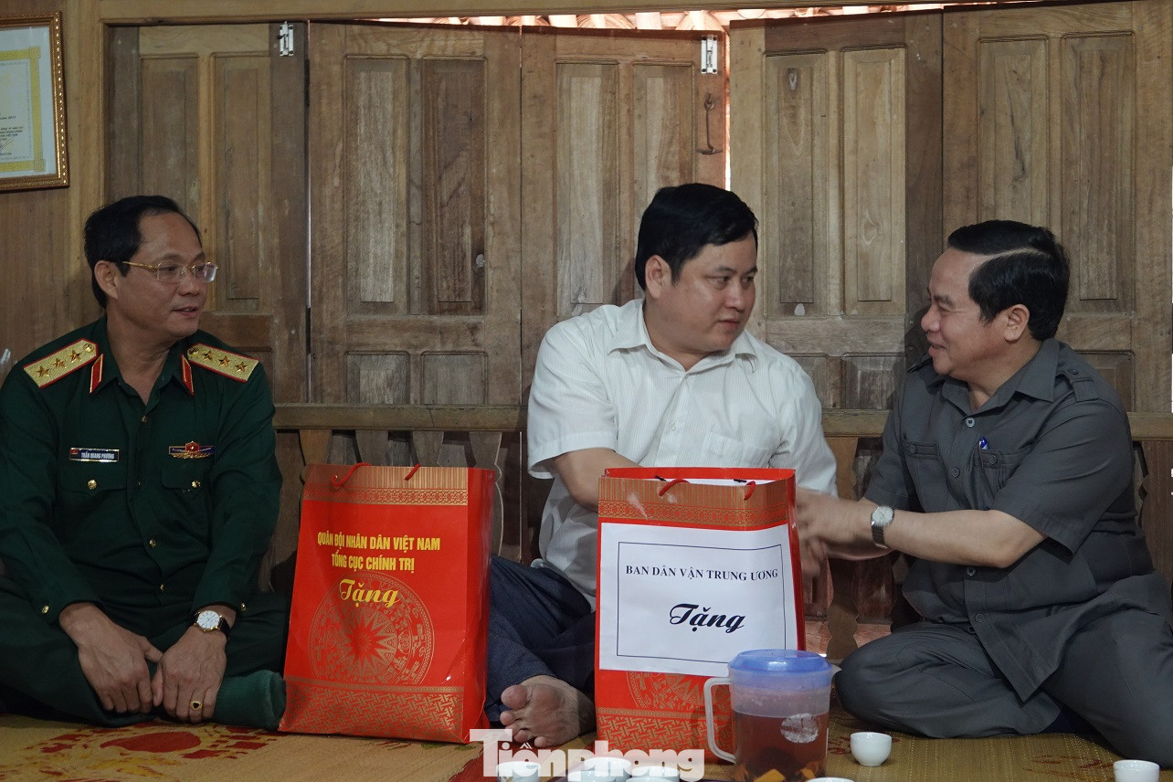 Quân đội tri ân tại chiến khu Tân Trào ảnh 4