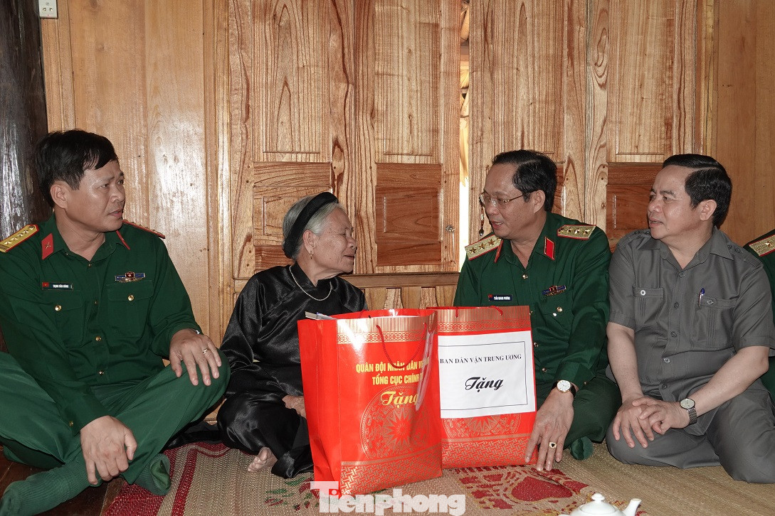 Quân đội tri ân tại chiến khu Tân Trào ảnh 3