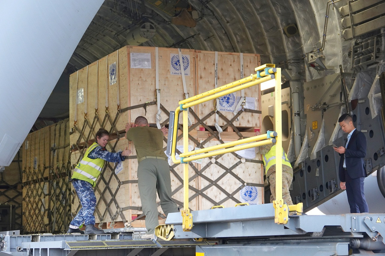 Cận cảnh vận tải cơ C-17A chở bác sĩ mũ nồi xanh Việt Nam sang Nam Sudan ảnh 9