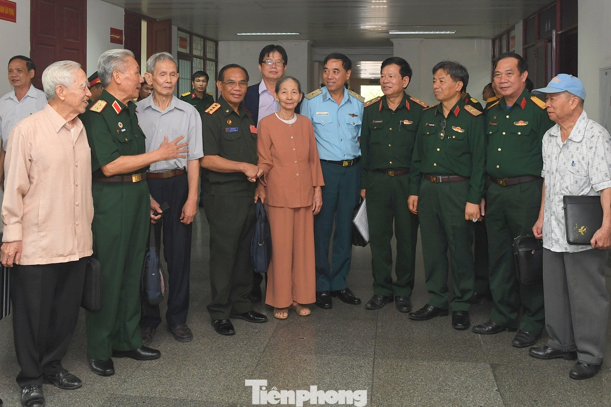 Nguyên Tổng Bí thư Lê Khả Phiêu: Quan hệ Việt Nam - Lào là tài sản vô giá ảnh 1