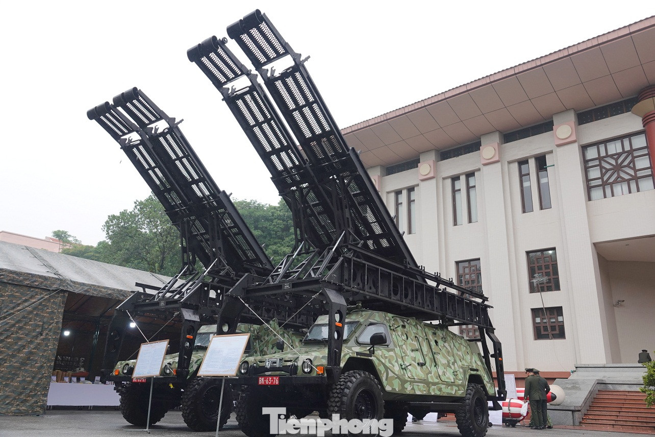 Cận cảnh ngư lôi, tổ hợp tên lửa của Quân đội nhân dân Việt Nam ảnh 8