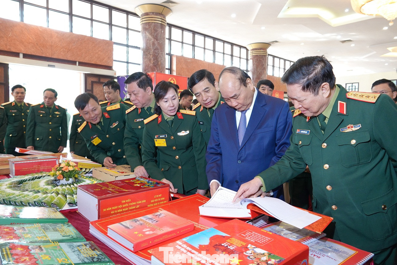 Thủ tướng Nguyễn Xuân Phúc dự Hội nghị Quân chính toàn quân ảnh 2