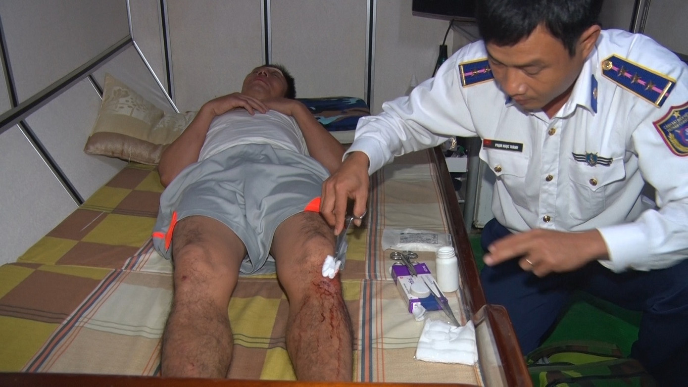 Mới nhất vụ giải cứu thuyền viên của tàu chìm trên vùng biển Hà Tĩnh ảnh 1