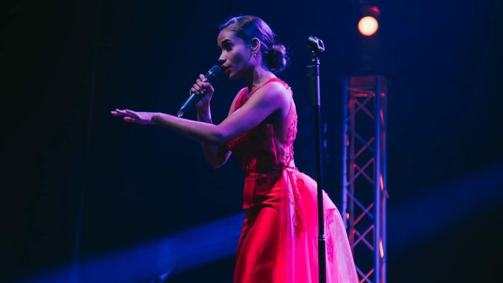 Tân Hoa hậu thế giới sở hữu giọng hát 'cực phẩm' và học vấn 'khủng' ảnh 8