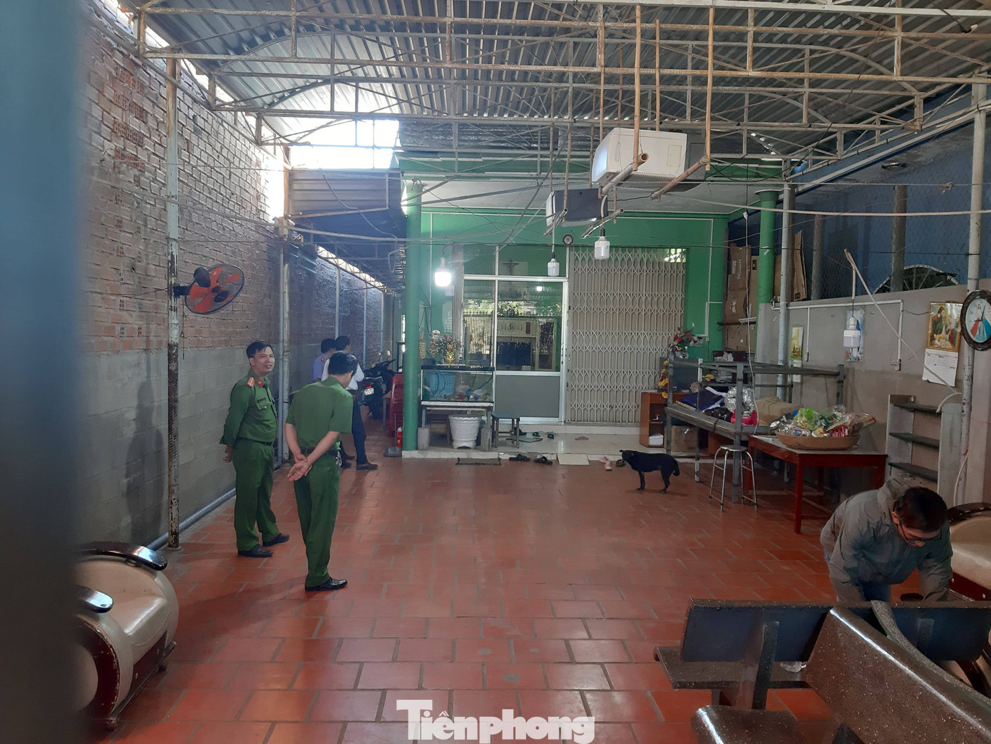 Điều tra nữ giáo viên đánh học sinh trong lớp dạy thêm ảnh 1