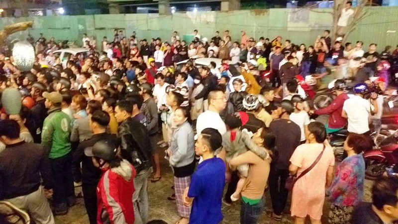 Người đàn ông cắt bộ phận sinh dục, đòi nhảy từ tầng 23 của khách sạn ảnh 2