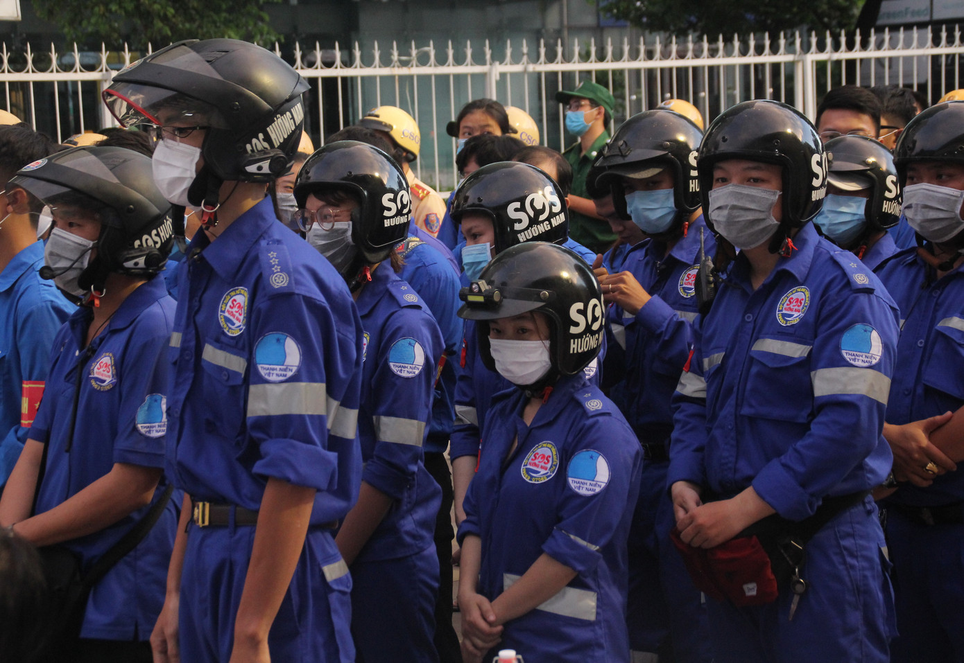 TPHCM ra quân đợt cao điểm đảm bảo trật tự, ATGT tại các giao lộ ùn tắc ảnh 1