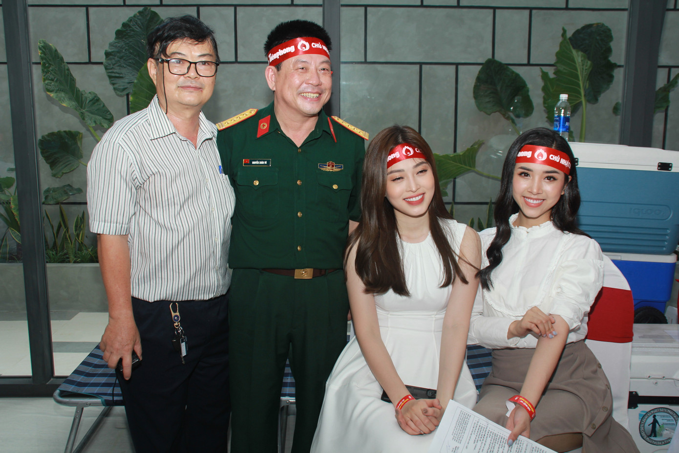 Á hậu Phương Nga, Thúy An rạng rỡ tham gia Chủ nhật Đỏ 2020 tại Bình Dương ảnh 9