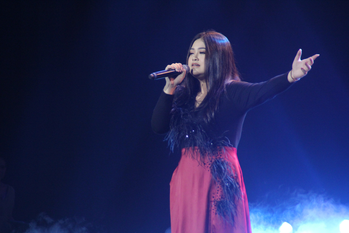 Đàm Vĩnh Hưng, Quang Dũng, Phi Nhung gửi thông điệp yêu thương qua ca khúc Giáng sinh ảnh 12