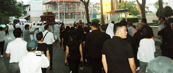 Nghẹn ngào phút tiễn đưa NSƯT Nguyễn Chánh Tín về cõi vĩnh hằng ảnh 3