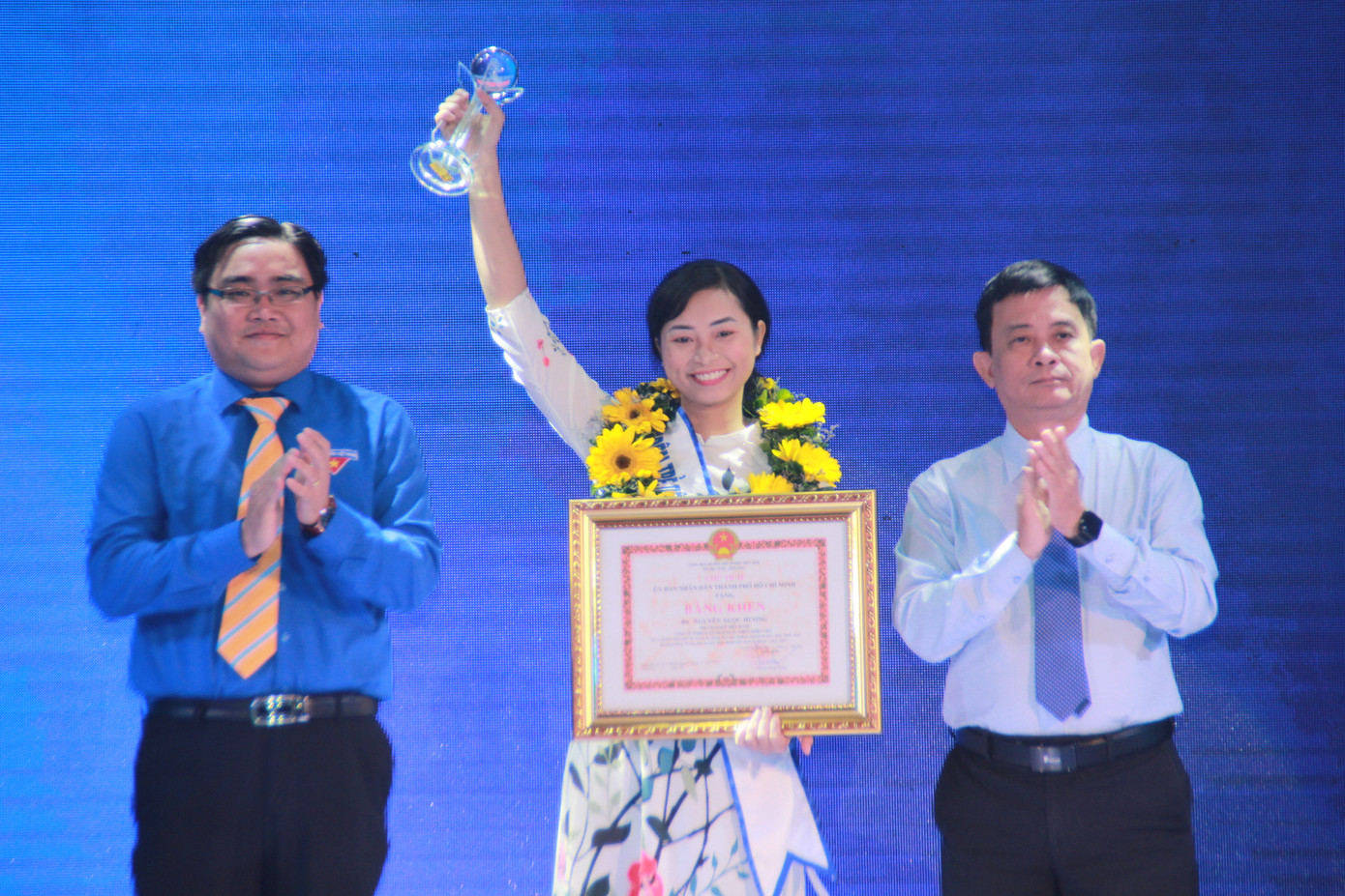 Vinh danh 12 công dân trẻ tiêu biểu TPHCM 2019 ảnh 10