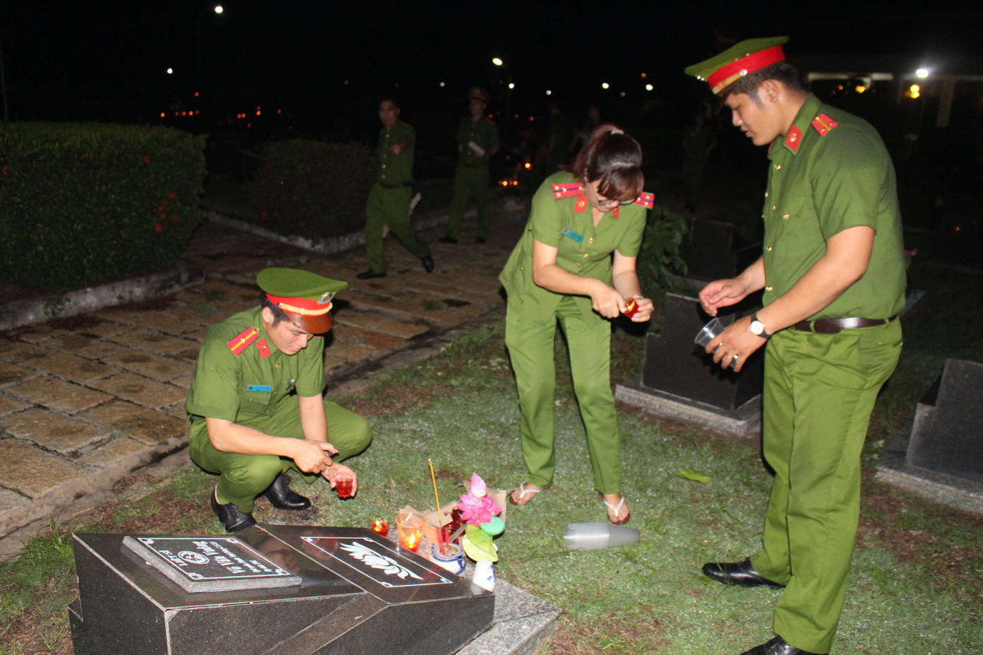 Hành trình ‘Tôi yêu Tổ quốc tôi’ tri ân cựu tù binh chính trị Côn Đảo ảnh 5 Hành trình ‘Tôi yêu Tổ quốc tôi’ tri ân cựu tù binh chính trị Côn Đảo ảnh 5