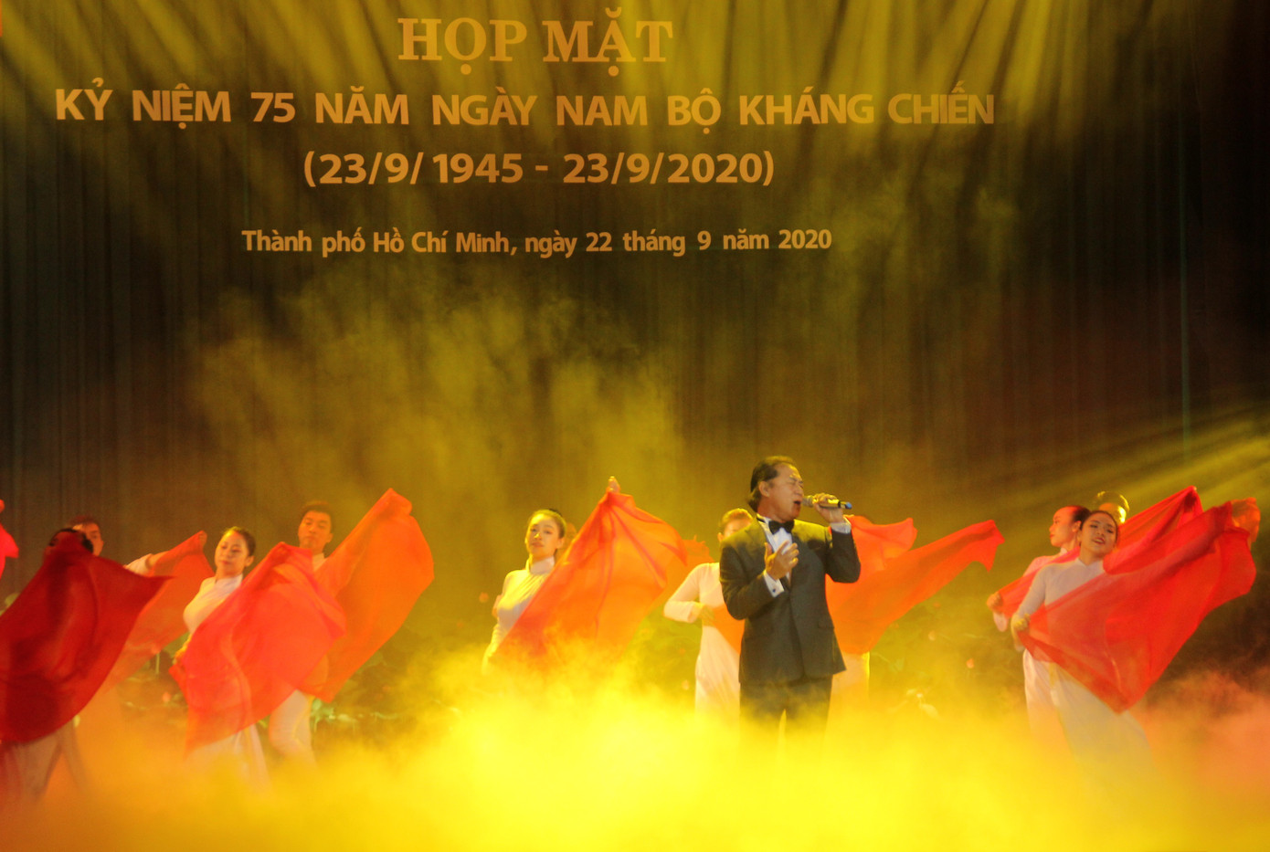 Triển lãm tư liệu quý kỷ niệm 75 năm ngày Nam Bộ kháng chiến ảnh 4