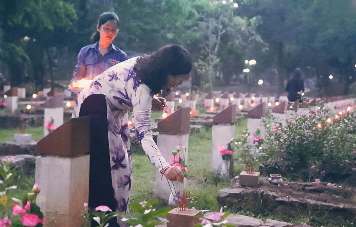 Tuổi trẻ An Giang tri ân anh hùng liệt sỹ ảnh 11