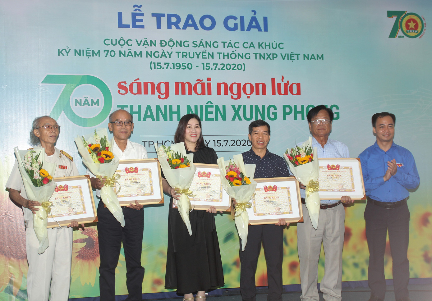 Trao giải các ca khúc viết về truyền thống Thanh niên xung phong ảnh 3