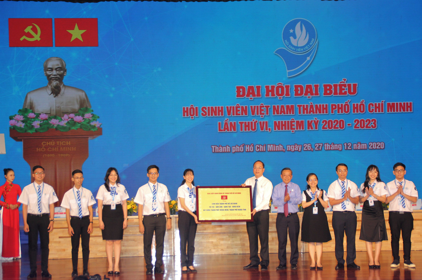 Phong trào 'Sinh viên 5 tốt' của TPHCM tiếp tục phát triển mạnh mẽ ảnh 9