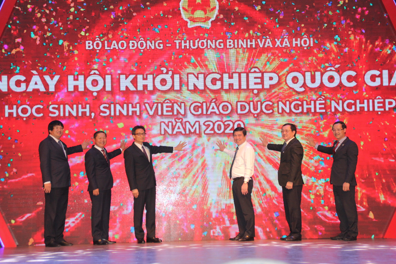 'Tiên phong đi đầu, dũng cảm làm những thứ chưa nhiều người làm' ảnh 2