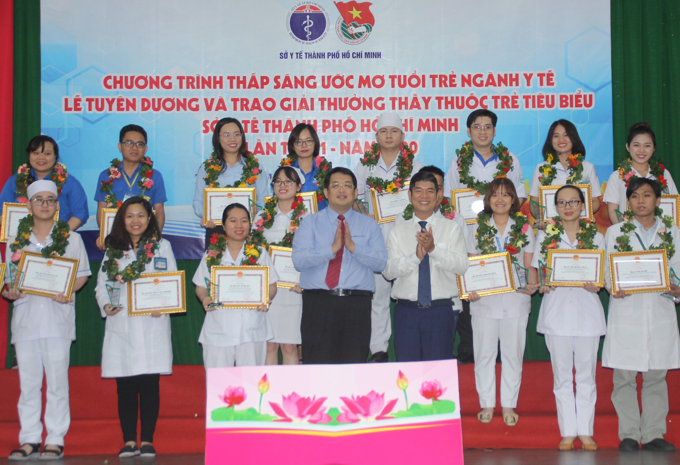 Tuyên dương 43 thầy thuốc trẻ tiêu biểu TPHCM ảnh 3