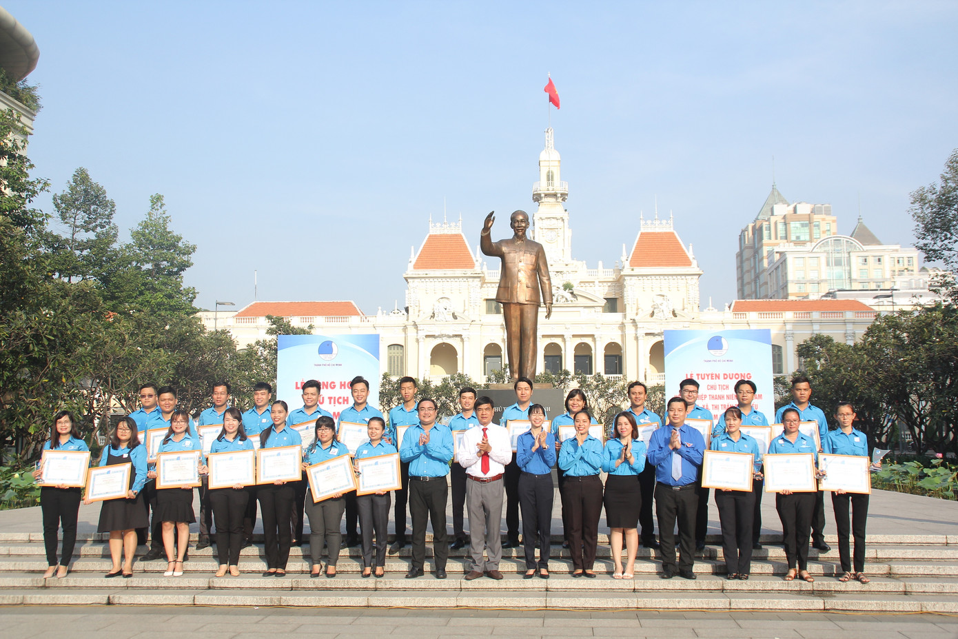 TPHCM tuyên dương 24 Chủ tịch Hội LHTN phường, xã, thị trấn tiêu biểu năm 2020 ảnh 6