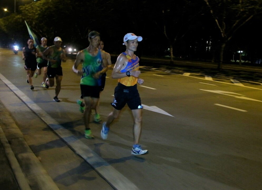 Tiền Phong Marathon 2020: Đội Bình Dương háo hức 'xông trận' ảnh 3