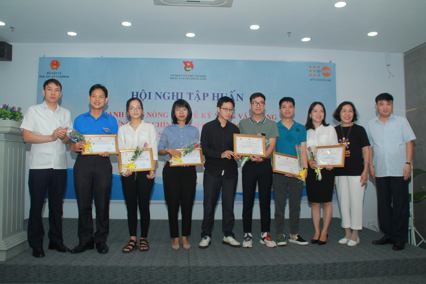 Đầu tư cho lứa tuổi thanh niên để nâng cao chất lượng dân số ảnh 1