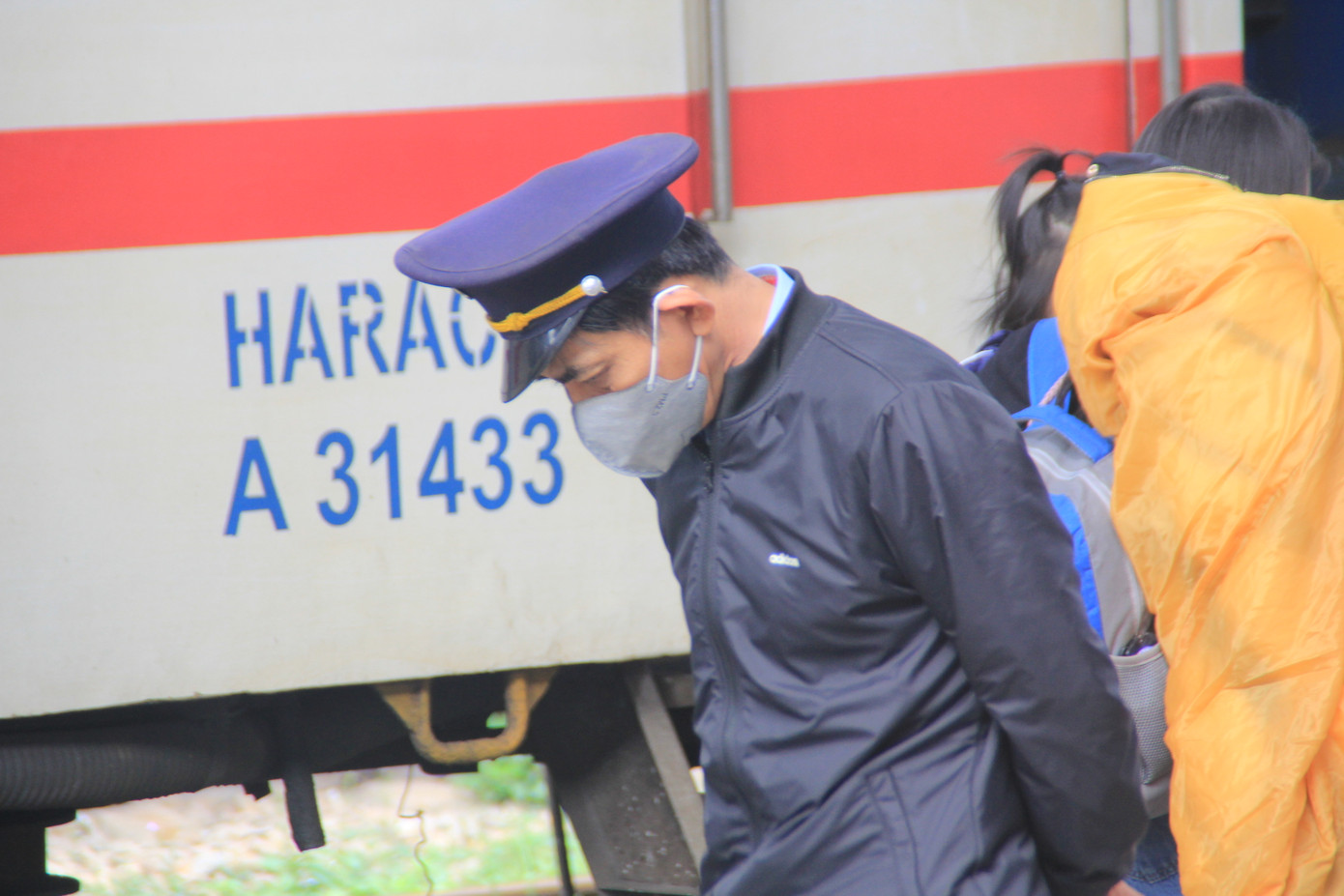 Virus corona ám ảnh người dân miền Trung ảnh 12