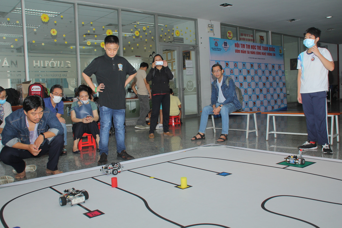 Nhiều sản phẩm phục vụ đời sống tranh tài Hội thi Tin học trẻ toàn quốc ảnh 12