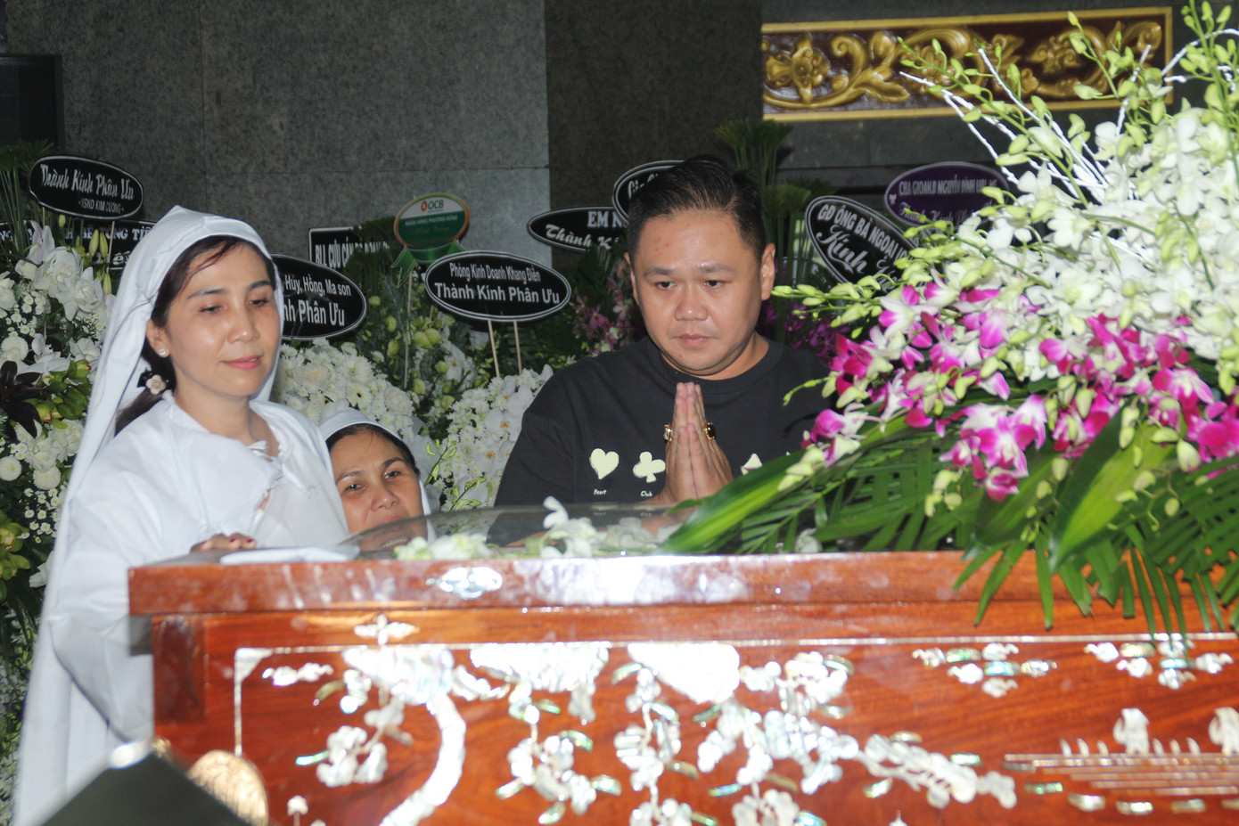 Đông đảo thế hệ nghệ sĩ đến tiễn biệt NSND Lý Huỳnh ảnh 8