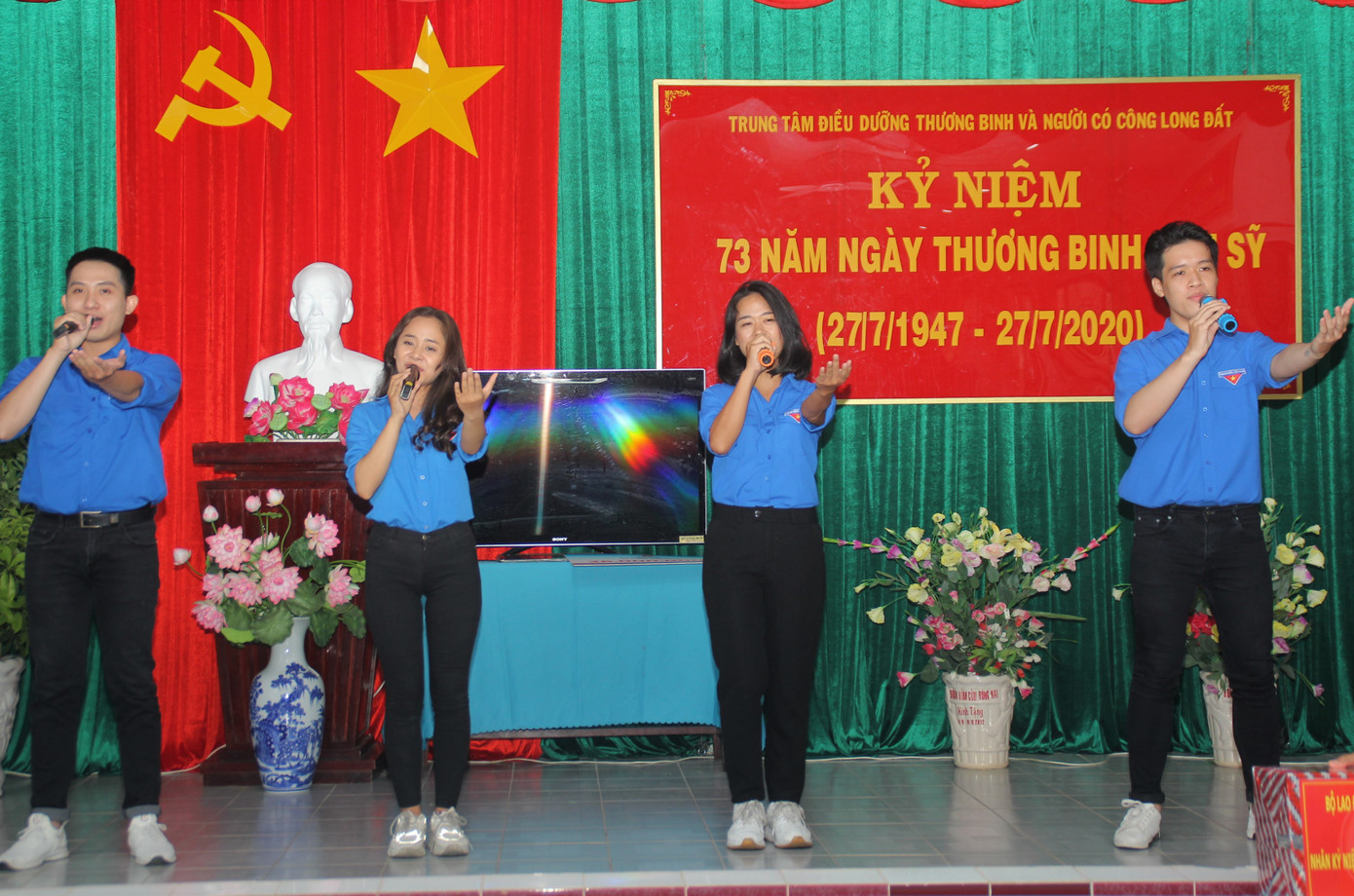 Trung ương Đoàn tri ân gia đình chính sách, người có công ảnh 9