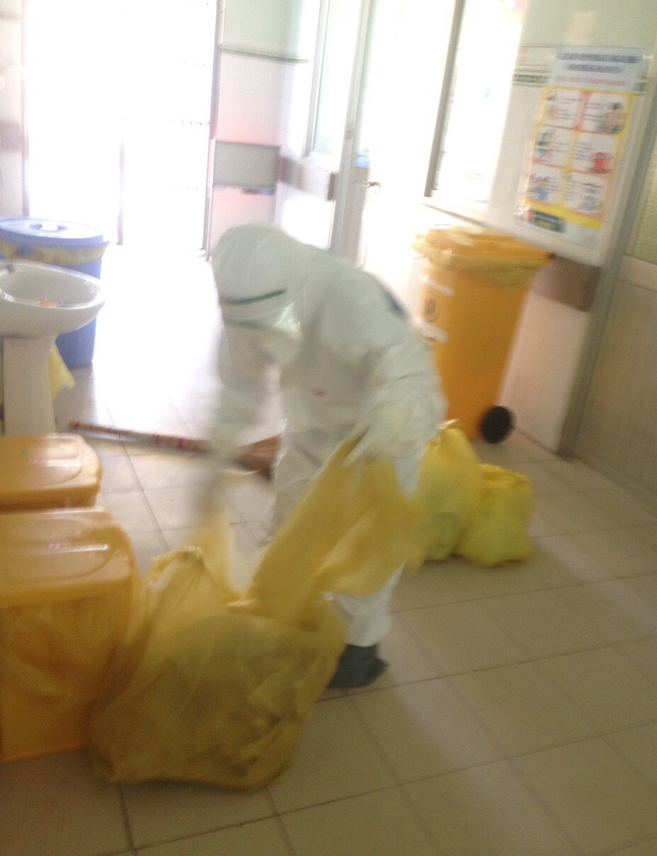 Chuyện 'bây giờ mới kể' những hy sinh thầm lặng của thầy thuốc tuyến đầu chống dịch ảnh 5