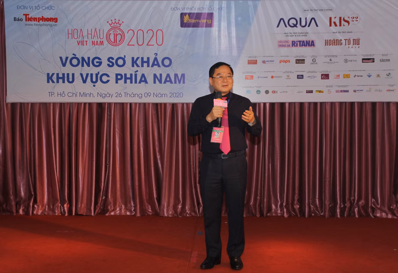Nhìn lại giây phút công bố Top 30 thí sinh bước vào Bán kết Hoa hậu Việt Nam 2020 ảnh 1