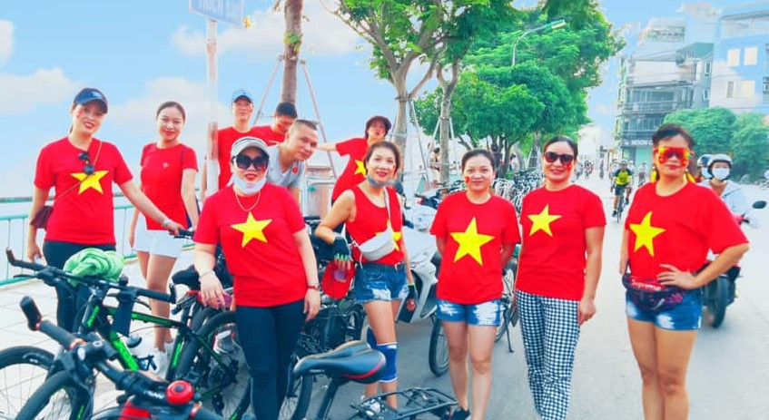 Hội yêu thể thao 'nhuộm đỏ' đường chạy mừng Quốc khánh ảnh 10