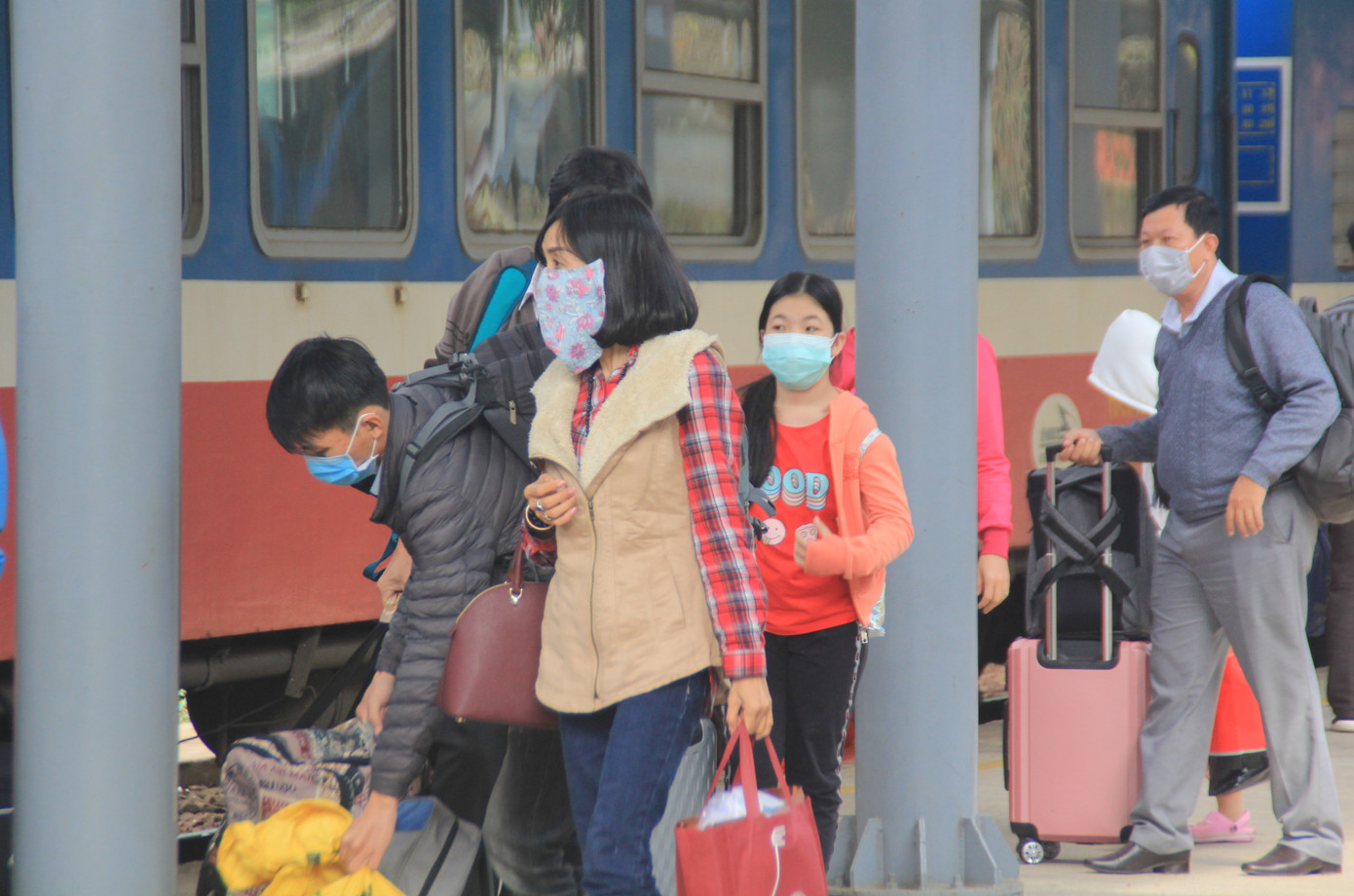 Virus corona ám ảnh người dân miền Trung ảnh 1