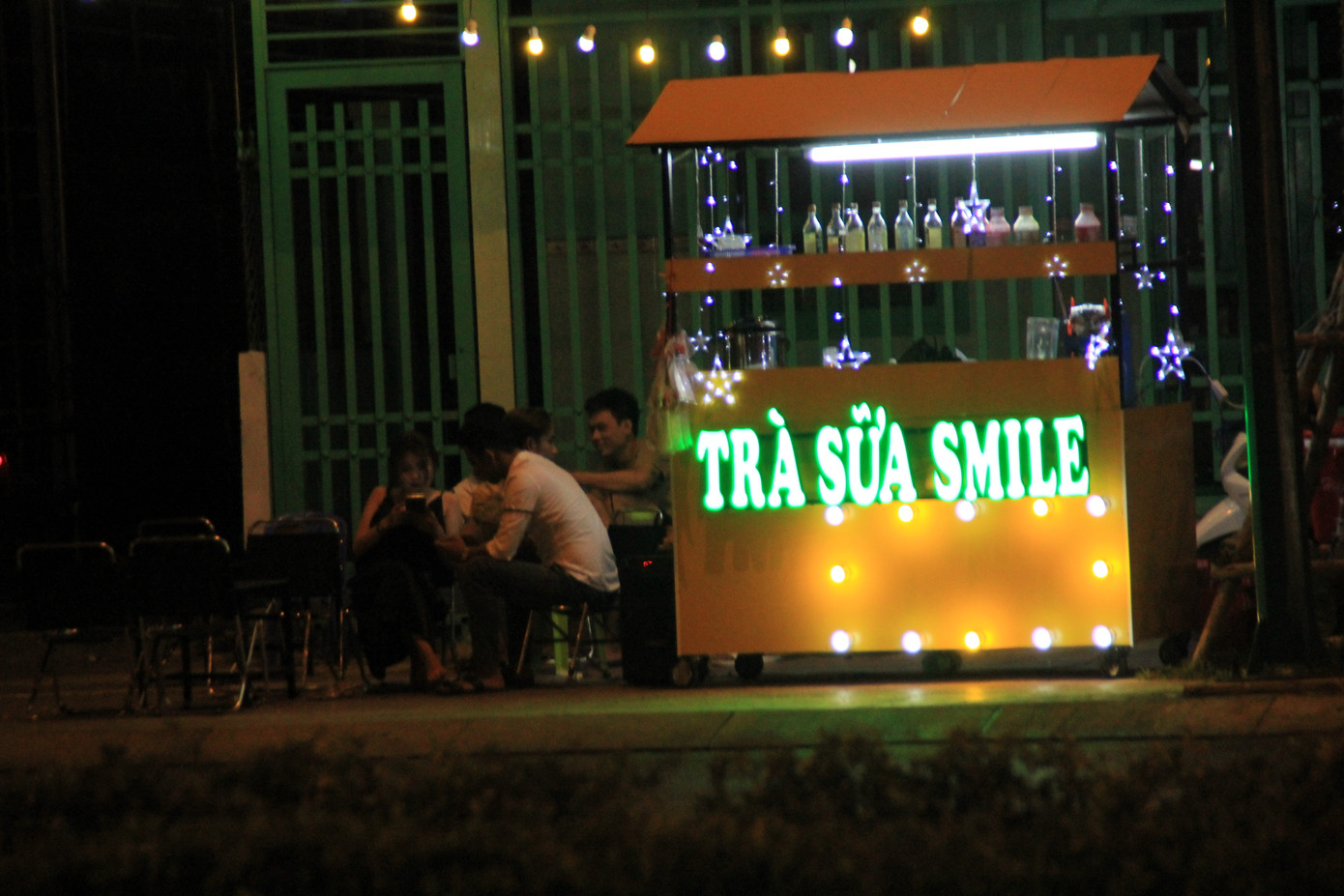 Karaoke, bar, phòng trà phố biển Phan Thiết 'ngủ đông' phòng dịch Covid-19 ảnh 8