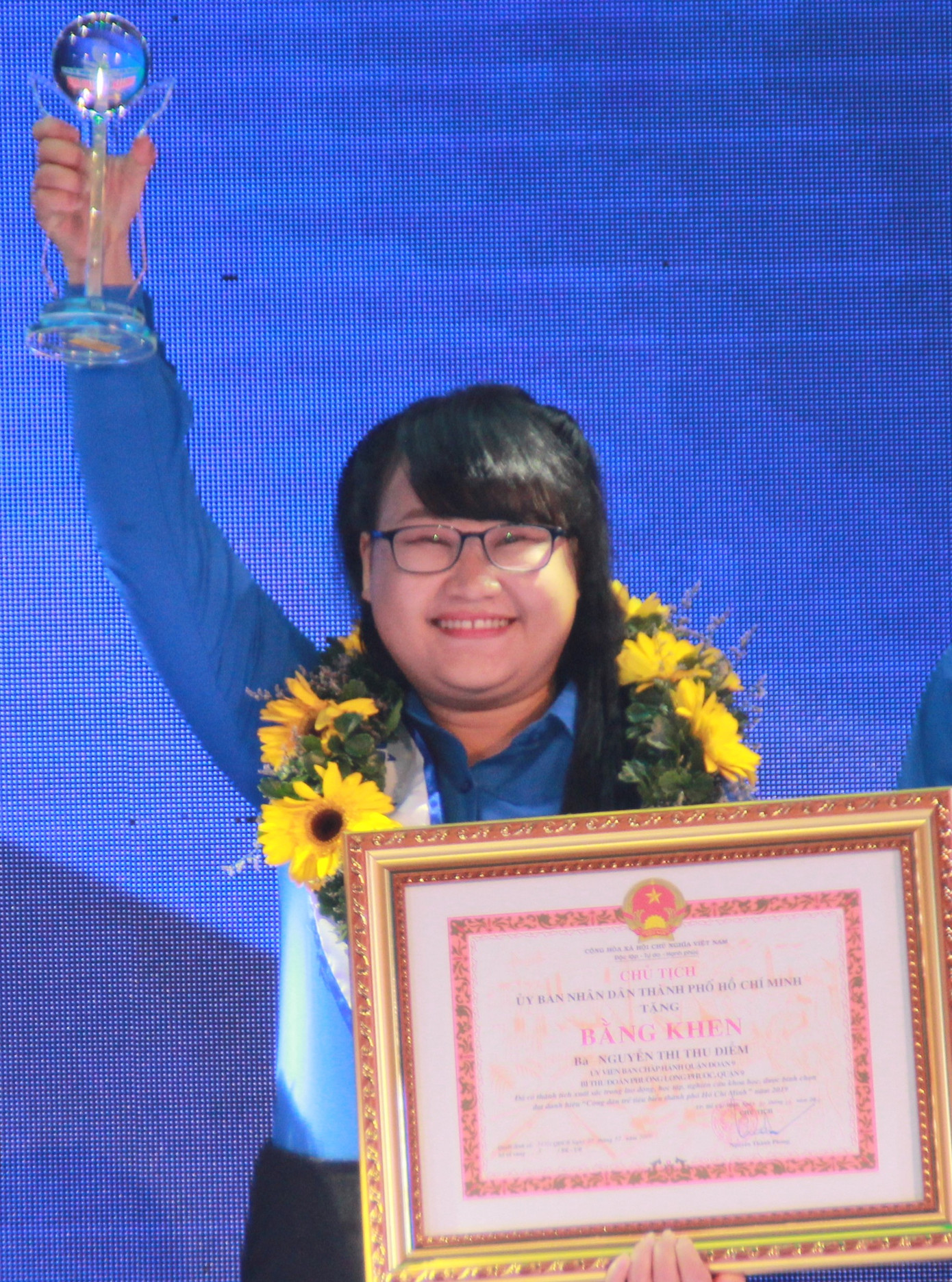 'Công dân trẻ tiêu biểu TPHCM' gửi gắm niềm tin, kỳ vọng với Đại hội Đảng bộ nhiệm kỳ tới ảnh 2