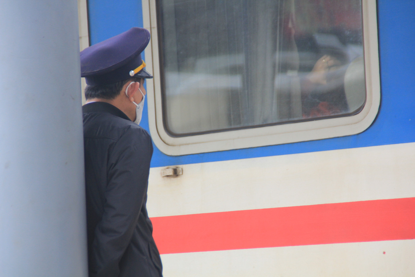 Virus corona ám ảnh người dân miền Trung ảnh 8