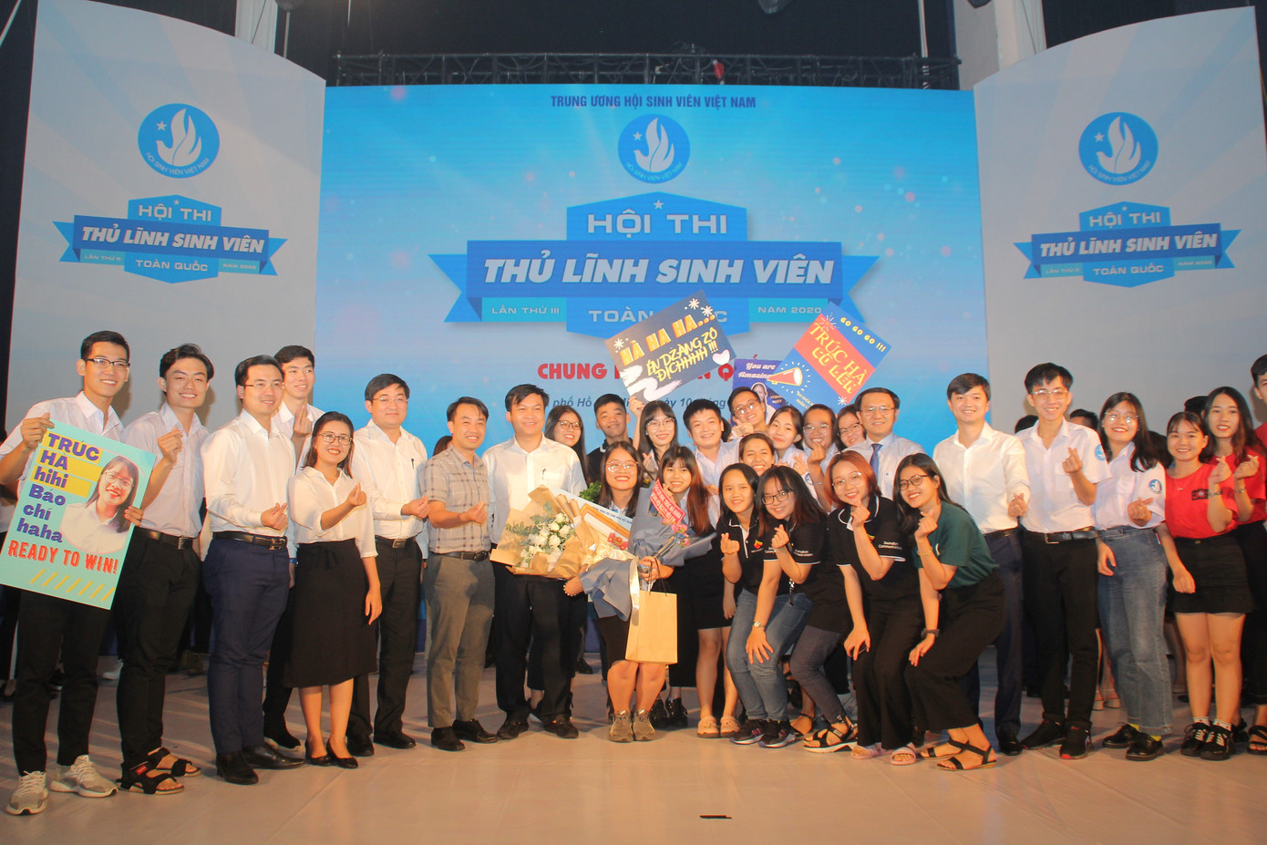 Nữ sinh báo chí đoạt ngôi quán quân Thủ lĩnh sinh viên toàn quốc năm 2020 ảnh 13