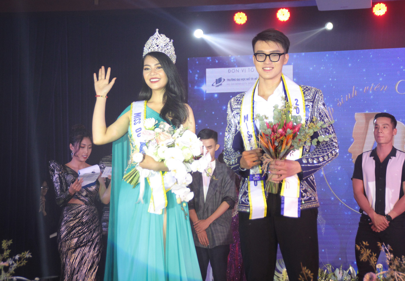 Đỗ Thị Thùy Duyên đăng quang Hoa khôi Nét đẹp Sinh viên OU 2020 ảnh 11