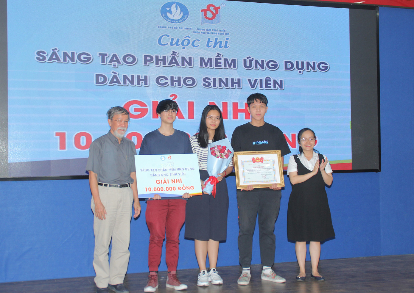 Trao giải cuộc thi Sáng tạo phần mềm dành cho sinh viên năm 2020 ảnh 2
