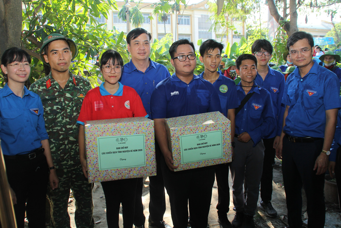 Tuổi trẻ TPHCM sôi nổi ra quân các chương trình, chiến dịch tình nguyện hè 2020 ảnh 8