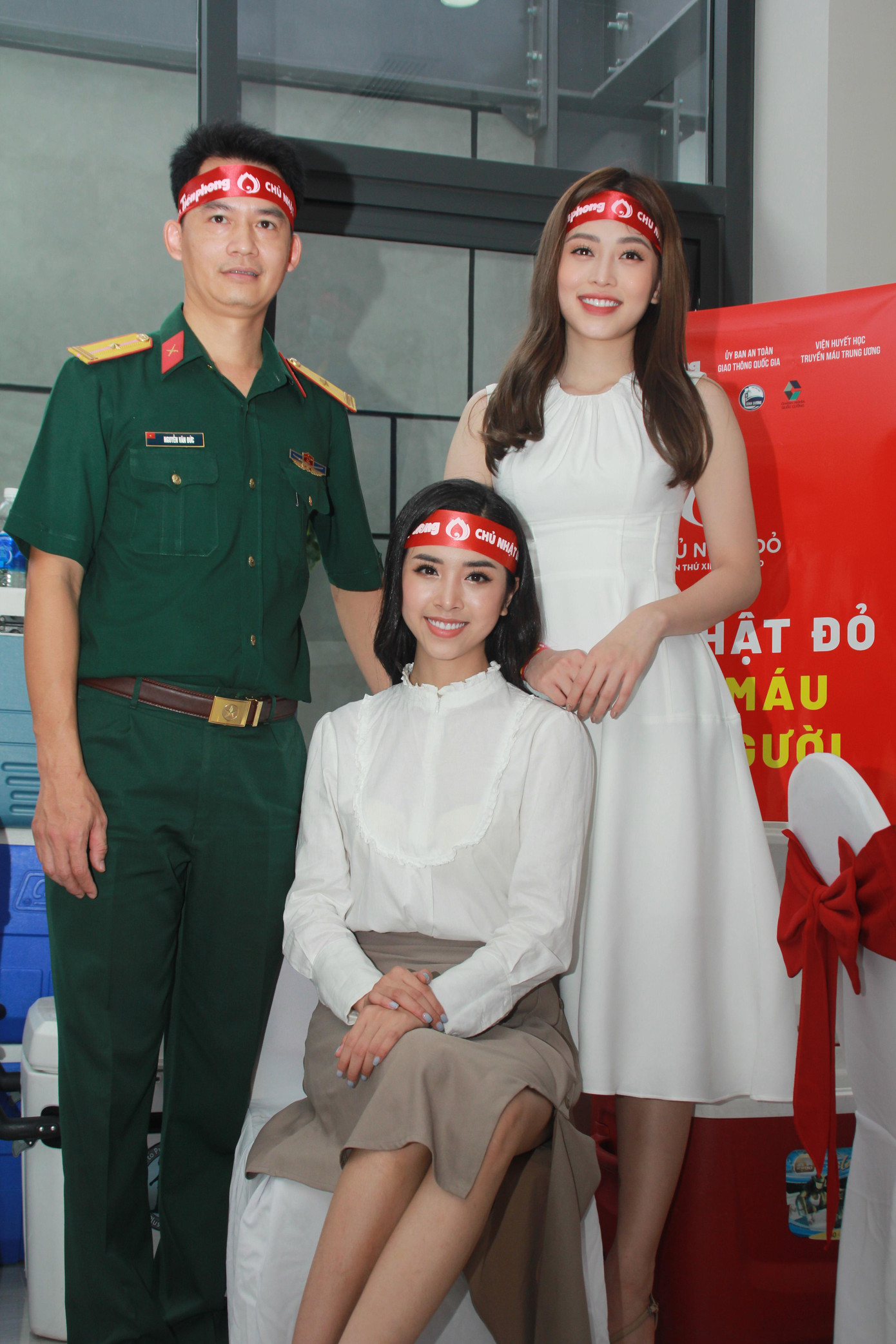 Á hậu Phương Nga, Thúy An rạng rỡ tham gia Chủ nhật Đỏ 2020 tại Bình Dương ảnh 11