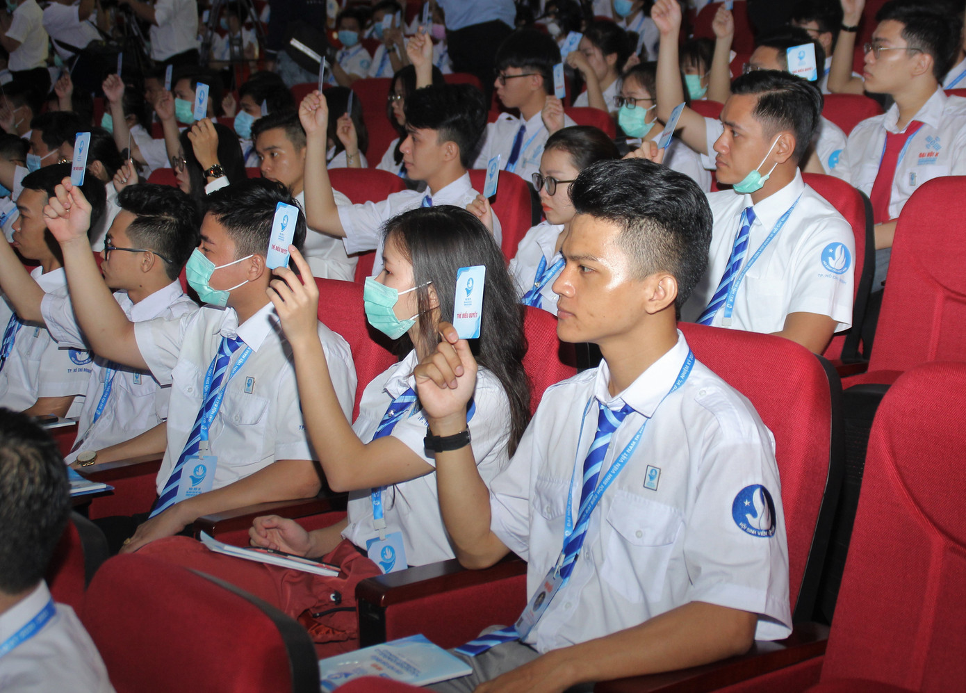 Sinh viên TPHCM thảo luận những đề án, công trình trọng điểm giai đoạn 2020 - 2023 ảnh 2