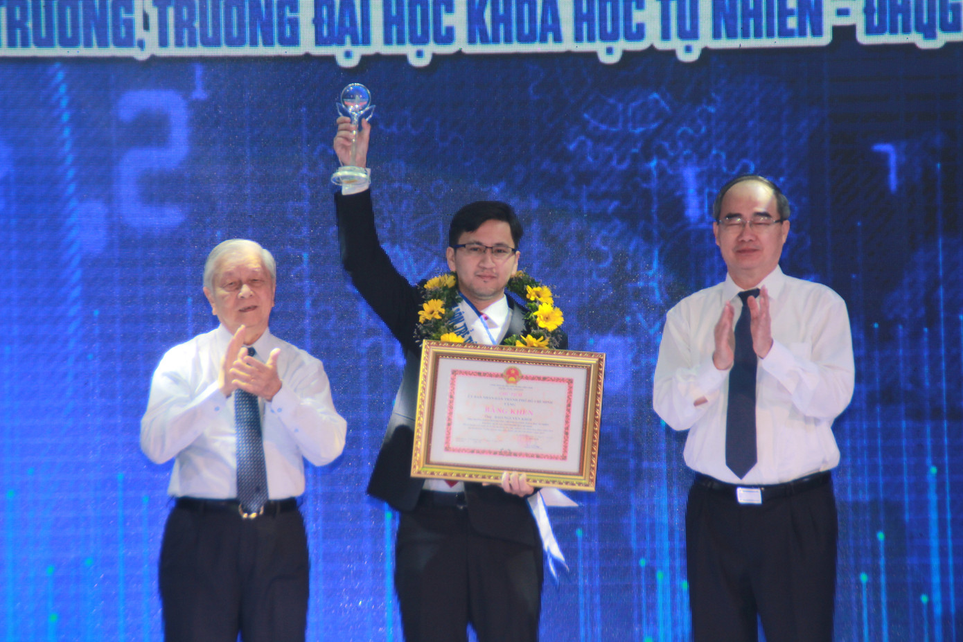 Vinh danh 12 công dân trẻ tiêu biểu TPHCM 2019 ảnh 3