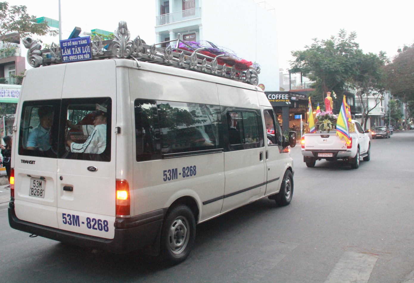 Con gái NSƯT Chánh Tín: 'Tro cốt ba sẽ hòa vào dòng suối nơi ông nội yên nghỉ' ảnh 1