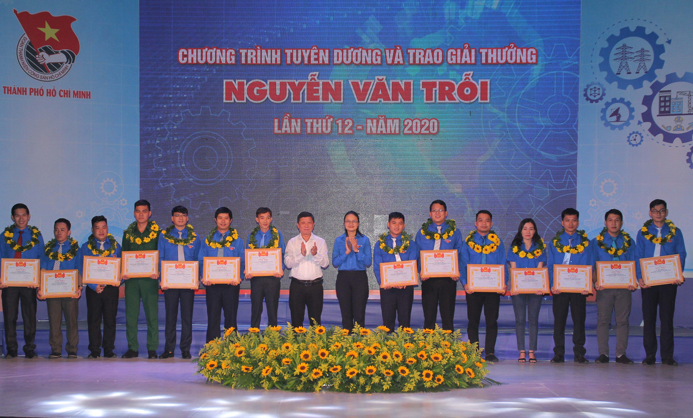 Tuyên dương 43 thanh niên công nhân giàu kỹ năng, nhiều sáng kiến ảnh 4