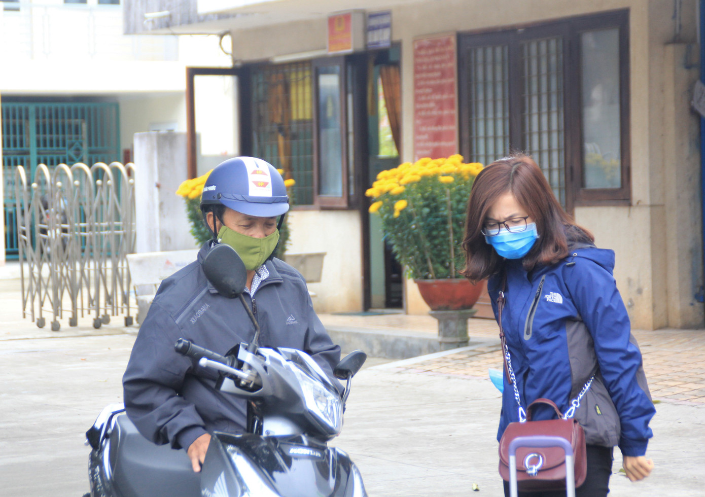 Virus corona ám ảnh người dân miền Trung ảnh 21