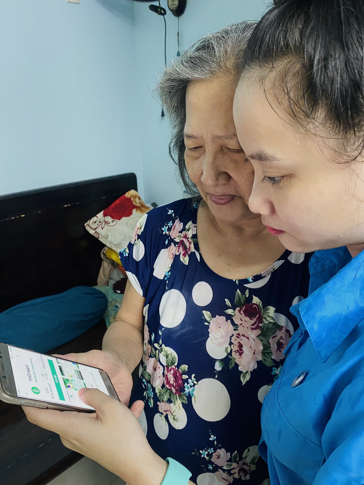 Bạn trẻ TP HCM chung tay giảm rác thải nhựa tại chợ dân sinh, chung cư ảnh 5